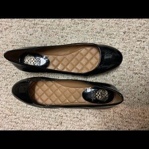 Vince Camuto Behar Black Patent Leather Flats -Women's shoes 10M- Worn Once